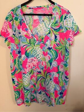 Lilly Pulitzer Pink Multi Pineapple Print V-Neck Tee